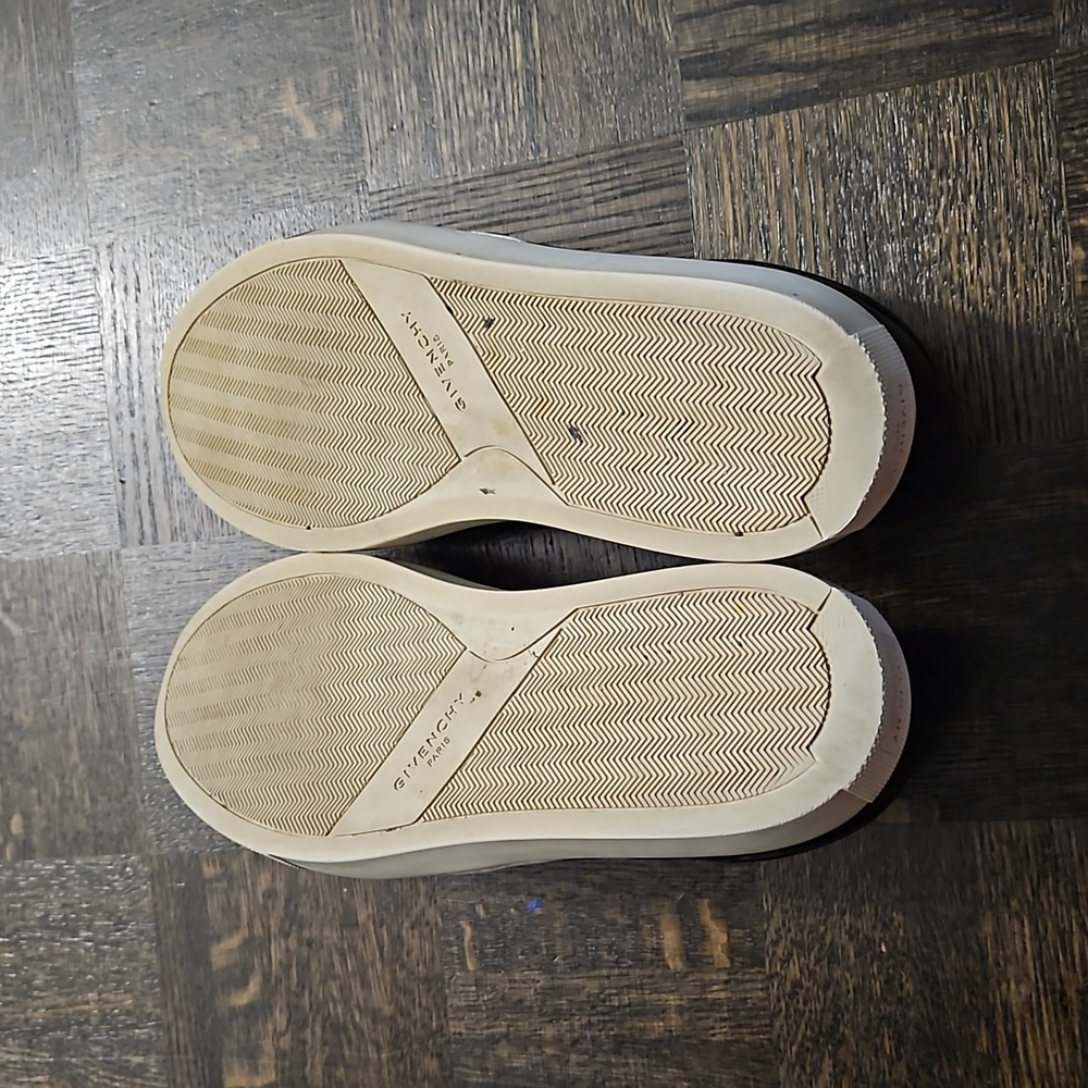 Givenchy Rottweiler Slip On Sneakers - Picture 9 of 9